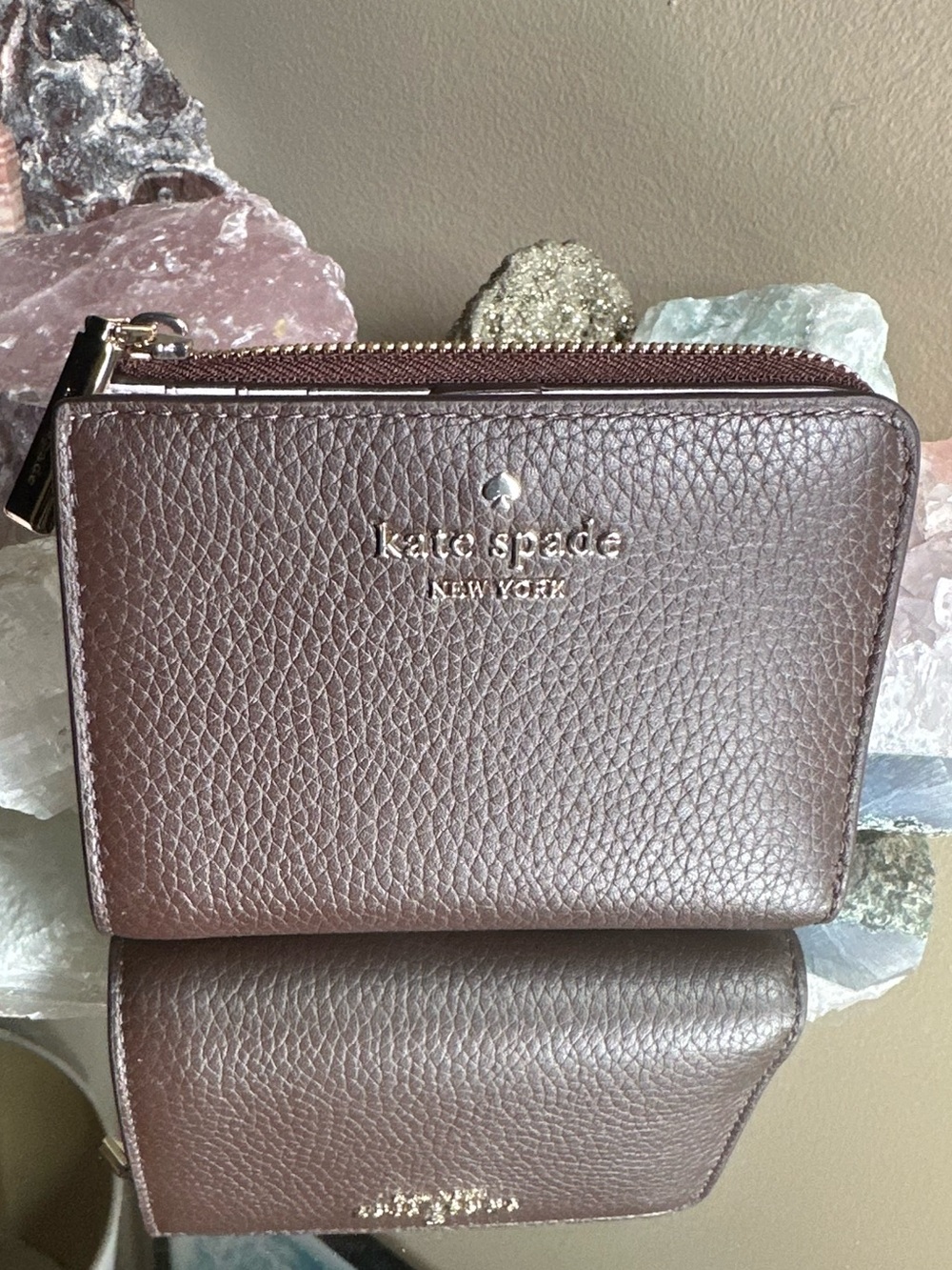 kate spade Lena Small L Zip Wallet in Hot Fudge
